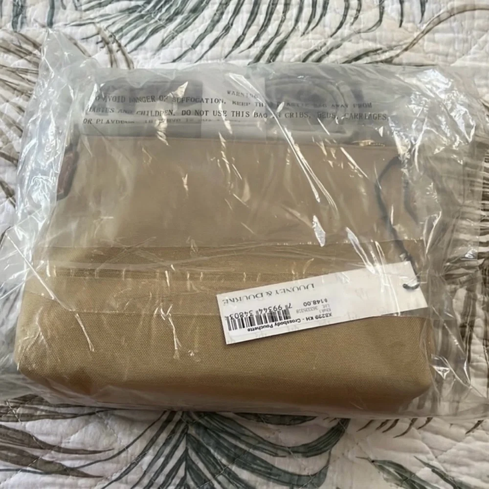 NWT Dooney & Bourke Khaki Crossbody Pouchette
